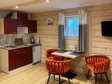 frühstück bei tolle Ambiente in der 1-Zimmer-Appartement Harmoni